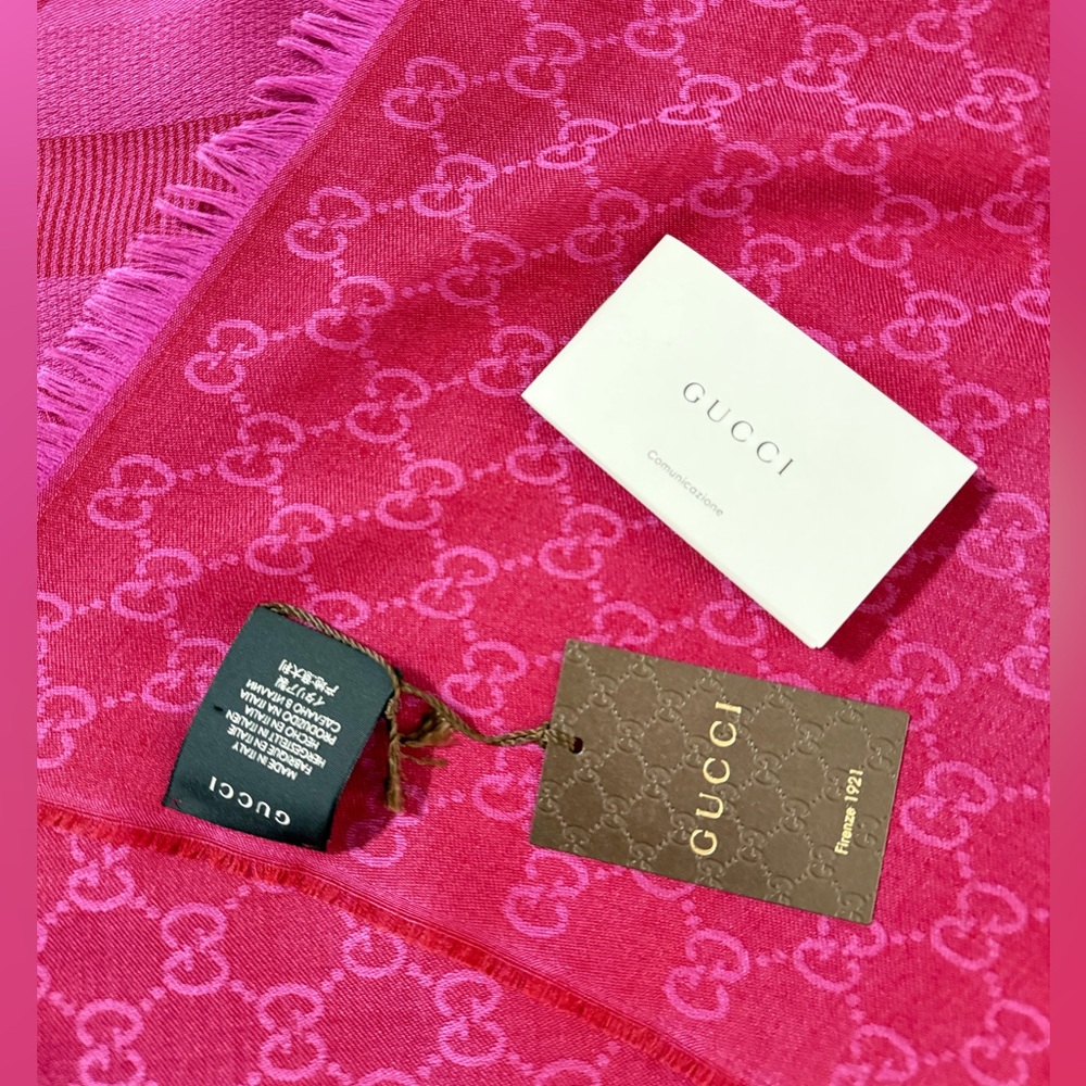 Authentic Gucci❌SOLD❌ - Picture 1 of 9